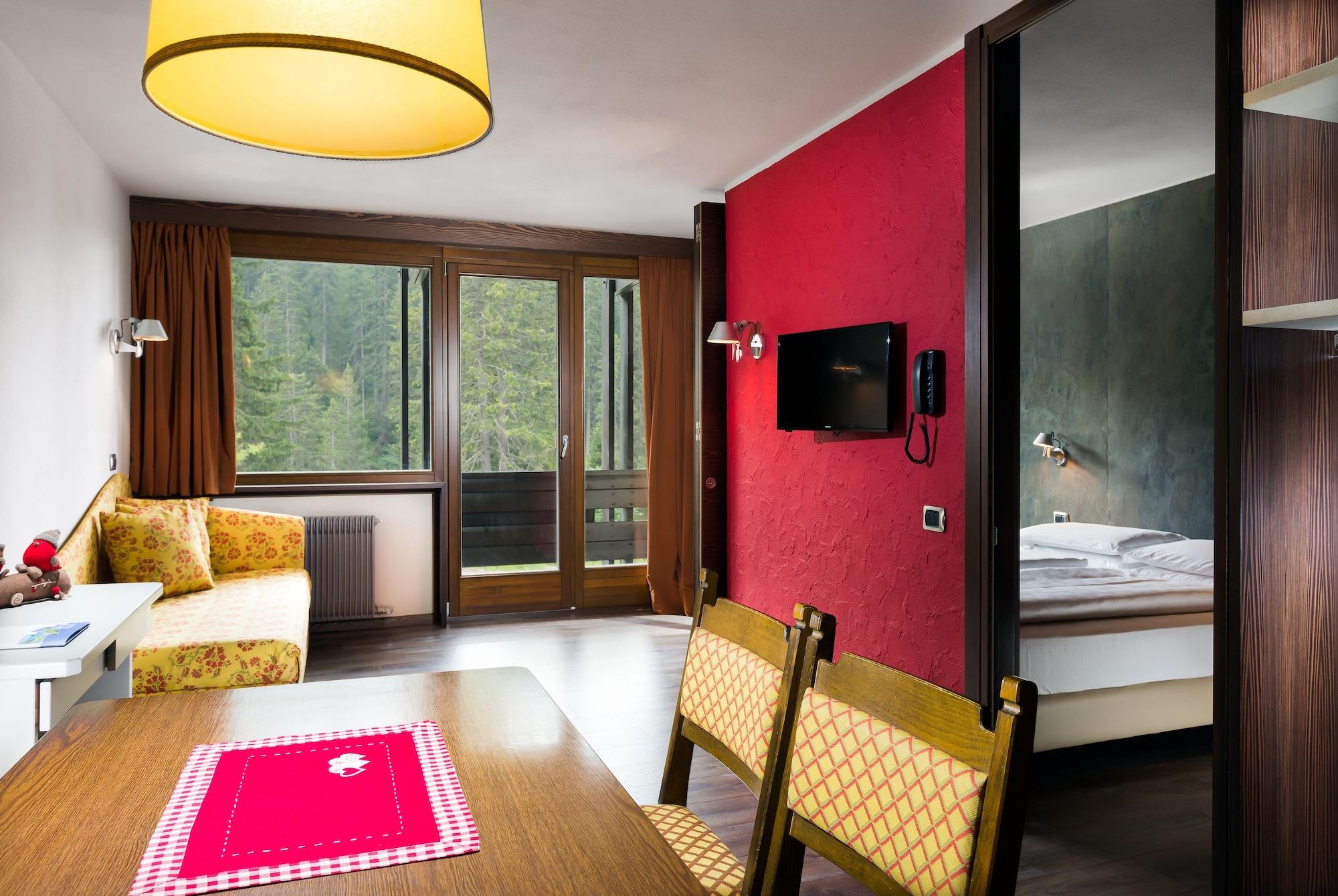 Ambiez Residencehotel 3*