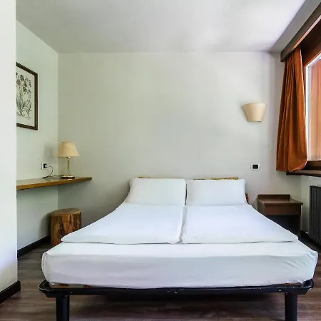 Ambiez Residencehotel Madonna di Campiglio Exterior photo