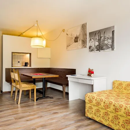 Ambiez Residencehotel Madonna di Campiglio Exterior photo