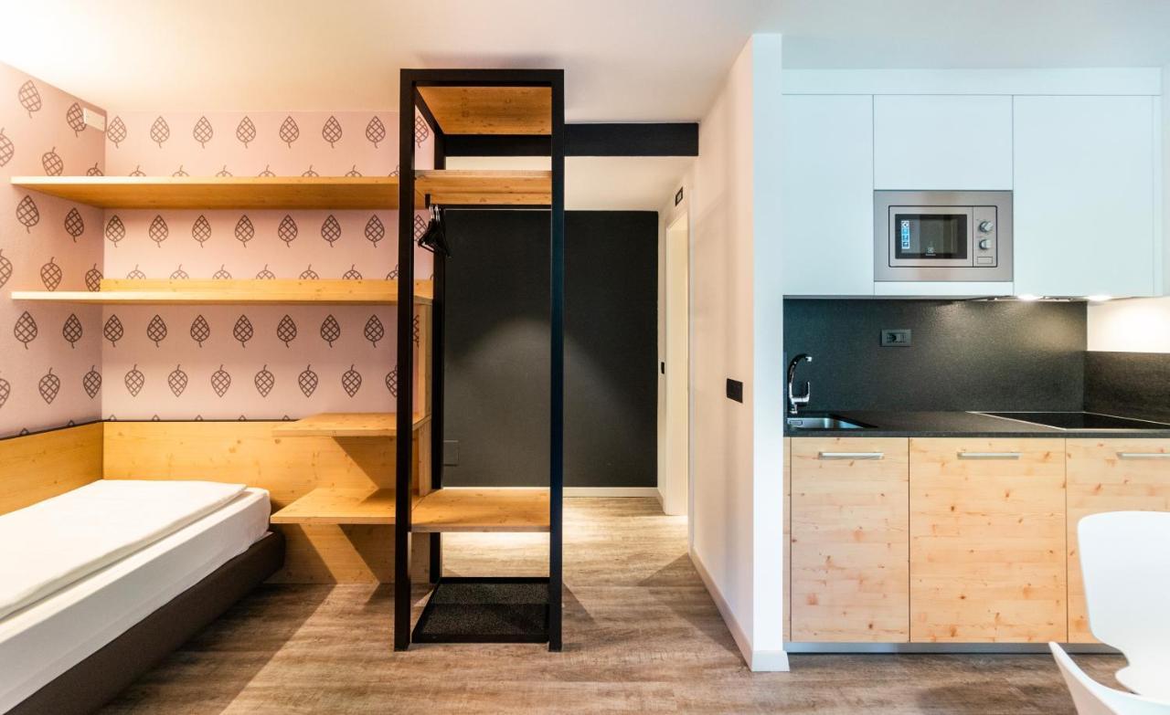 Ambiez Residencehotel 3*